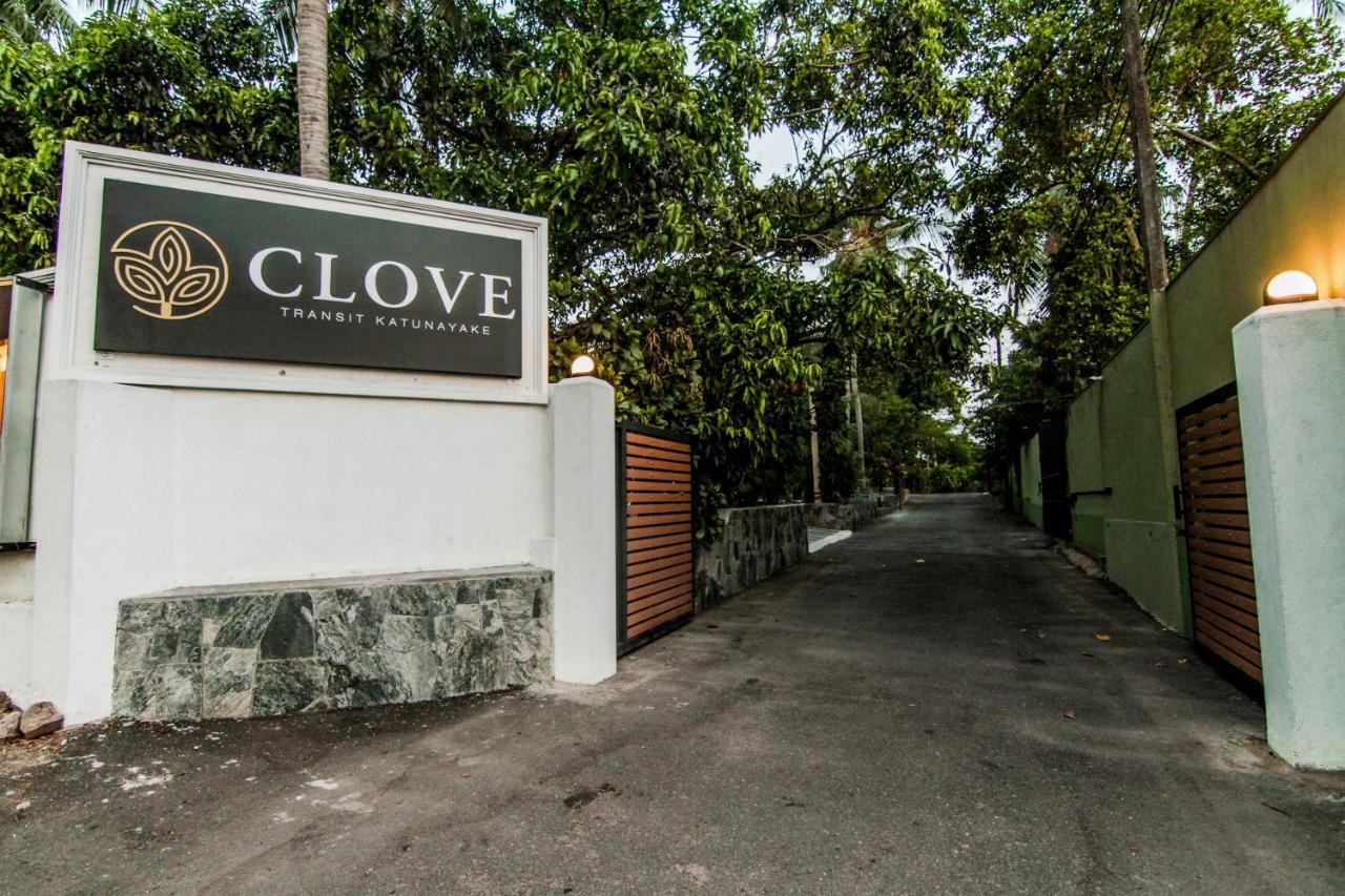 Clove Transit Hotel Kotugoda Exterior photo
